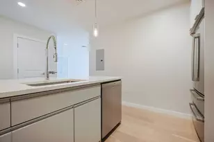 16 Boardman St, Boston, MA 02128 - Photo 19