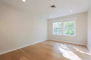 16 Boardman St, Boston, MA 02128 - Photo 25