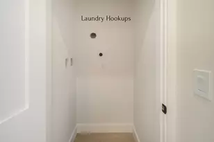 28 Swan Ave, Boston, MA 02128 - Photo 21