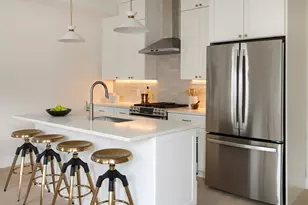 28 Swan Ave, Boston, MA 02128 - Photo 5