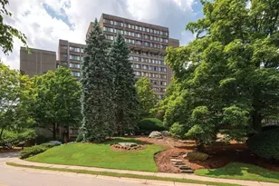 250 Hammond Pond Pkwy, Newton, MA 02467 - Photo 23