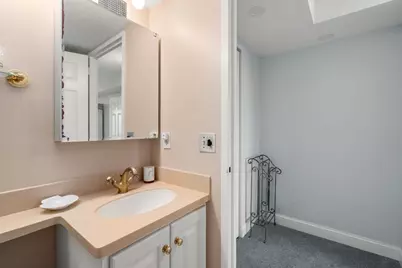 250 Hammond Pond Parkway #705S, Newton, MA 02467 - Photo 19