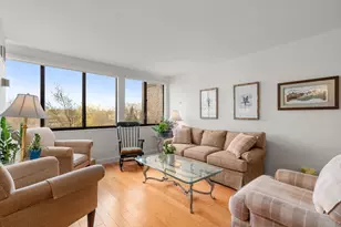 250 Hammond Pond Pkwy, Newton, MA 02467 - Photo 5
