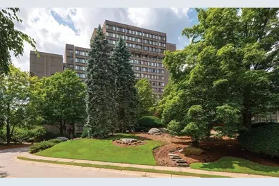 250 Hammond Pond Parkway #705S, Newton, MA 02467 - Photo 3