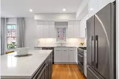 38 Englewood Ave #1, Boston, MA 02135 - Photo 3