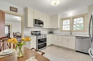 6 Oakland Cir, Winchester, MA 01890 - Photo 15