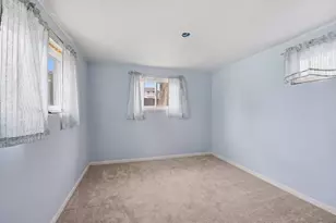8 Stones Corner Rd, Berlin, MA 01503 - Photo 17