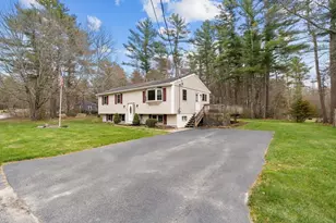 7 Helen St, Wareham, MA 02576 - Photo 3