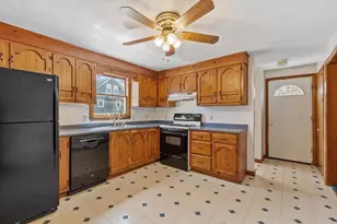 44 Orange St, Haverhill, MA 01832 - Photo 13