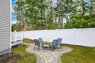 92 Rainbow Ave, Falmouth, MA 02536 - Photo 5