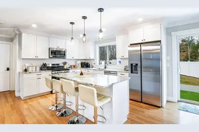92 Rainbow Ave, Falmouth, MA 02536 - Photo 11