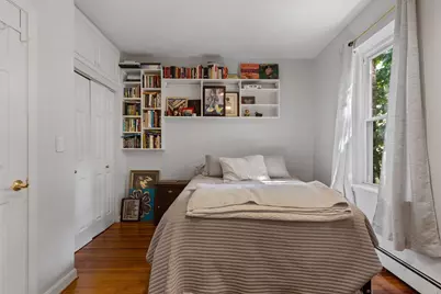 54 Myrtle #10, Boston, MA 02114 - Photo 5