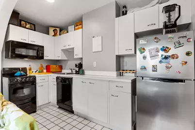54 Myrtle #10, Boston, MA 02114 - Photo 3
