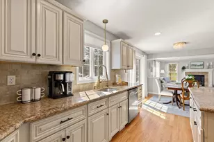 16 Pine St, Easton, MA 02375 - Photo 5