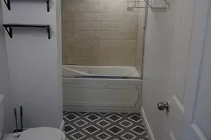 27 Shaw St, Lowell, MA 01851 - Photo 9