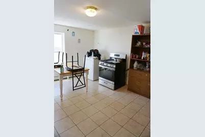 27 Shaw St, Lowell, MA 01851 - Photo 21