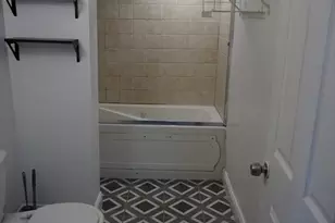 27 Shaw St, Lowell, MA 01851 - Photo 9