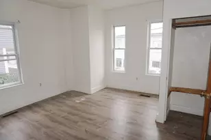27 Shaw St, Lowell, MA 01851 - Photo 15
