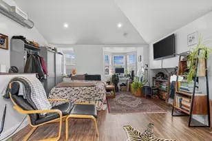 105 Broadway, Chelsea, MA 02150 - Photo 7