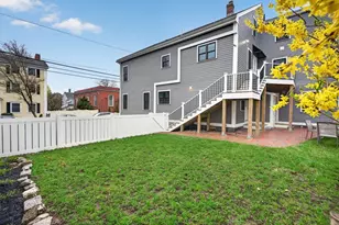 49 Essex St, Salem, MA 01970 - Photo 23