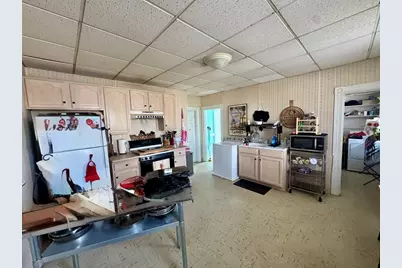 141 Whitwell St #1, Quincy, MA 02169 - Photo 5