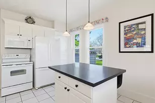 319 Central Ave, Seekonk, MA 02771 - Photo 9