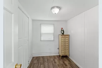 11 East Dr, East Providence, RI 02916 - Photo 7
