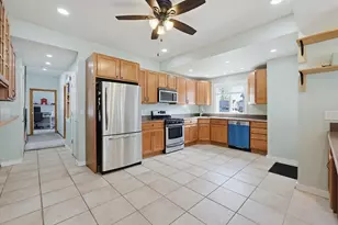 111 Division St, North Attleboro, MA 02760 - Photo 11
