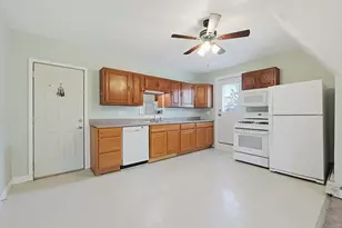 111 Division St, North Attleboro, MA 02760 - Photo 25