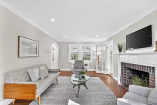 19 Myles Standish Rd, Boston, MA 02132 - Photo 13
