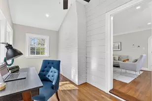 19 Myles Standish Rd, Boston, MA 02132 - Photo 15