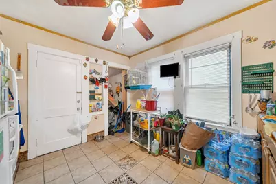 69 Glendale St, Boston, MA 02125 - Photo 31