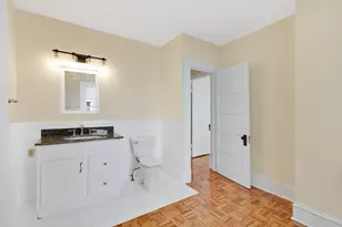 24 Hiawatha St, Springfield, MA 01108 - Photo 13
