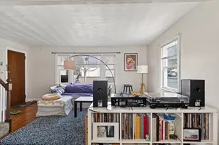 33-35 Rose Ave, Watertown, MA 02472 - Photo 5