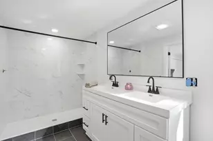357 Wareham St, Middleborough, MA 02346 - Photo 21