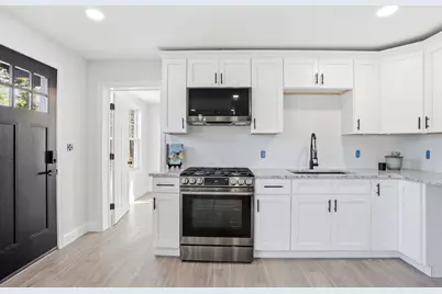 357 Wareham St, Middleborough, MA 02346 - Photo 3