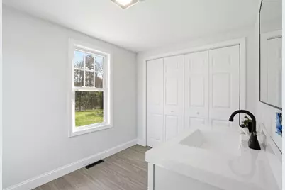 357 Wareham St, Middleborough, MA 02346 - Photo 11