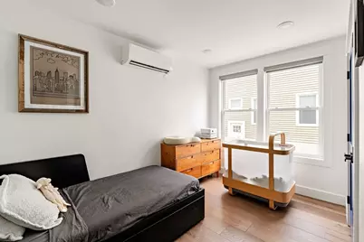 62 Governor Winthrop Rd #1, Somerville, MA 02145 - Photo 11