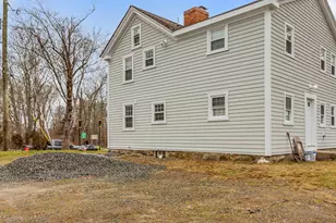 101 Old Westport Rd, Dartmouth, MA 02747 - Photo 3