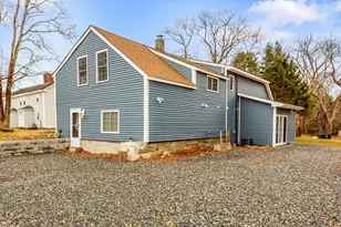 101 Old Westport Rd, Dartmouth, MA 02747 - Photo 5