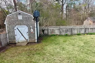 69 Morton Ave, Dartmouth, MA 02747 - Photo 23
