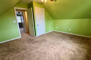 69 Morton Ave, Dartmouth, MA 02747 - Photo 17
