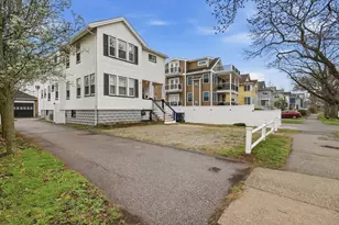 142-144 Mystic Valley Pkwy, Arlington, MA 02474 - Photo 29