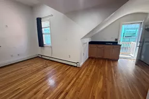 69 Beacon St, Chelsea, MA 02150 - Photo 3