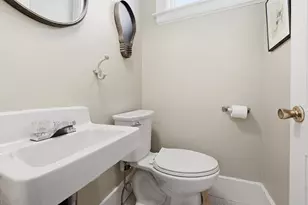 8 Westland St, Worcester, MA 01602 - Photo 29