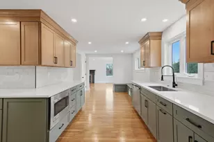 105 Stafford Rd, Lowell, MA 01852 - Photo 7