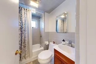 30 Montgomery St, Cambridge, MA 02140 - Photo 15