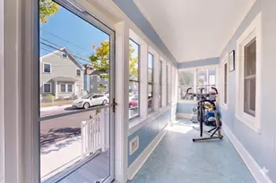 30 Montgomery St, Cambridge, MA 02140 - Photo 21