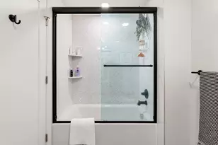 287 Maverick St, Boston, MA 02128 - Photo 13
