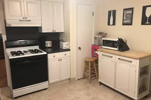 57 Cedar St, Cambridge, MA 02140 - Photo 5